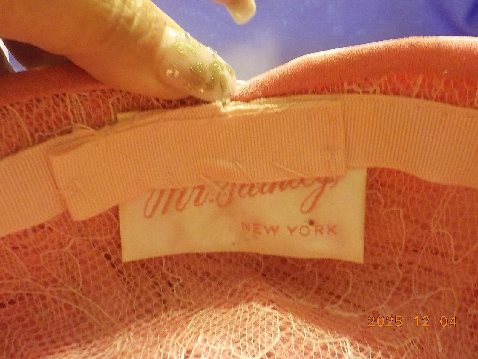 Vtg women 2 tone Pink SATIN fabric Hat by Mr. Stanley 20.75″