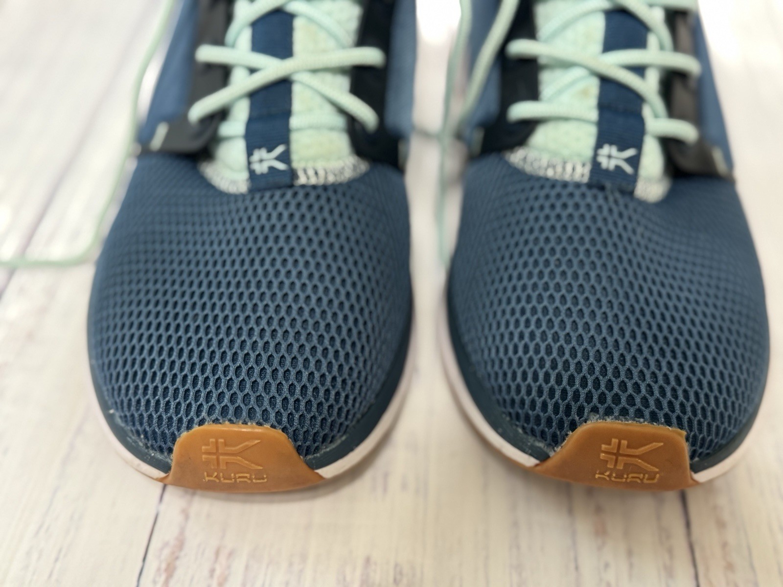 KURU Atom Women’s 9M Casual Walking Training Shoes Blue White Gum
