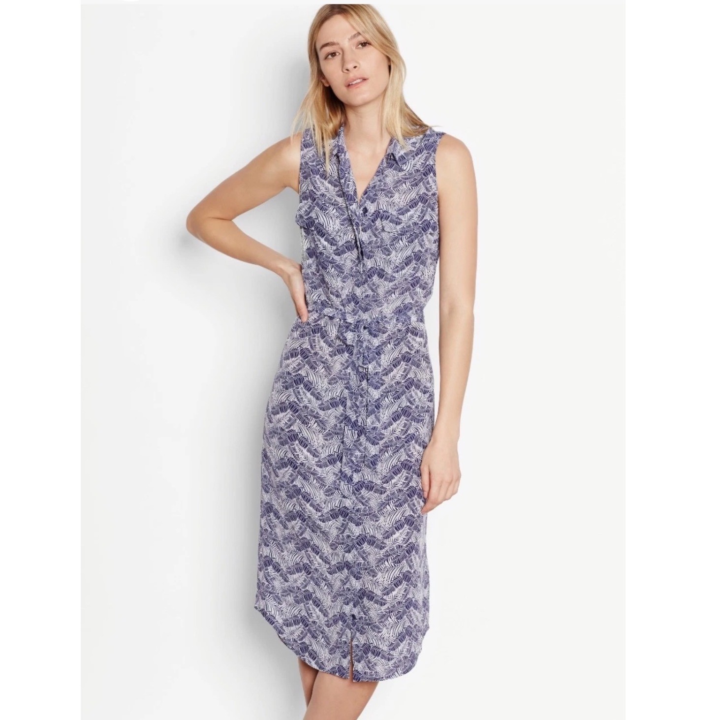 Equipment Tegan Sleeveless 100% Silk Shirt Dress in Ultramarine Jungle Medium