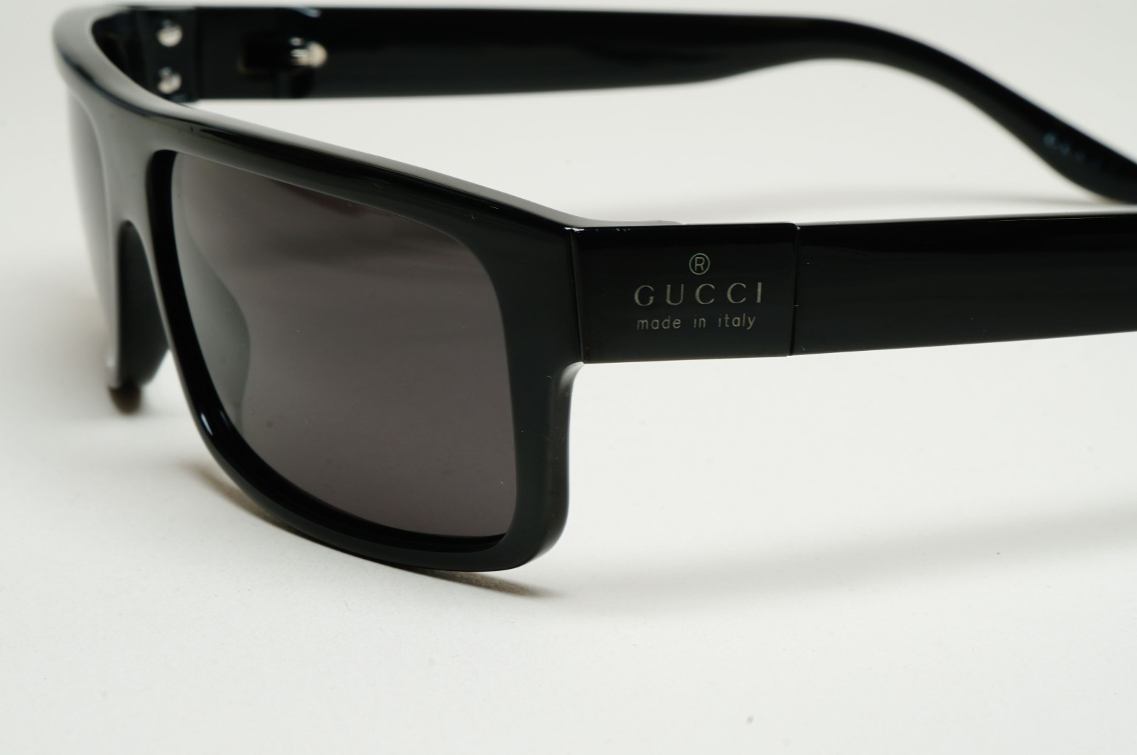 Gucci Sunglasses 2005 Vintage Black Rectangle GG 1606/S D28BN 56mm 301225