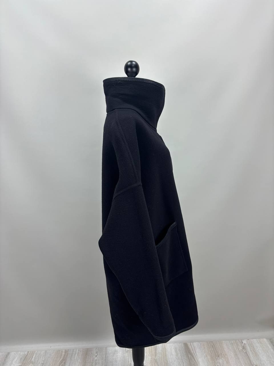 Womens coat Urban Zen Size S/M Color Black Duties Paid (USA)