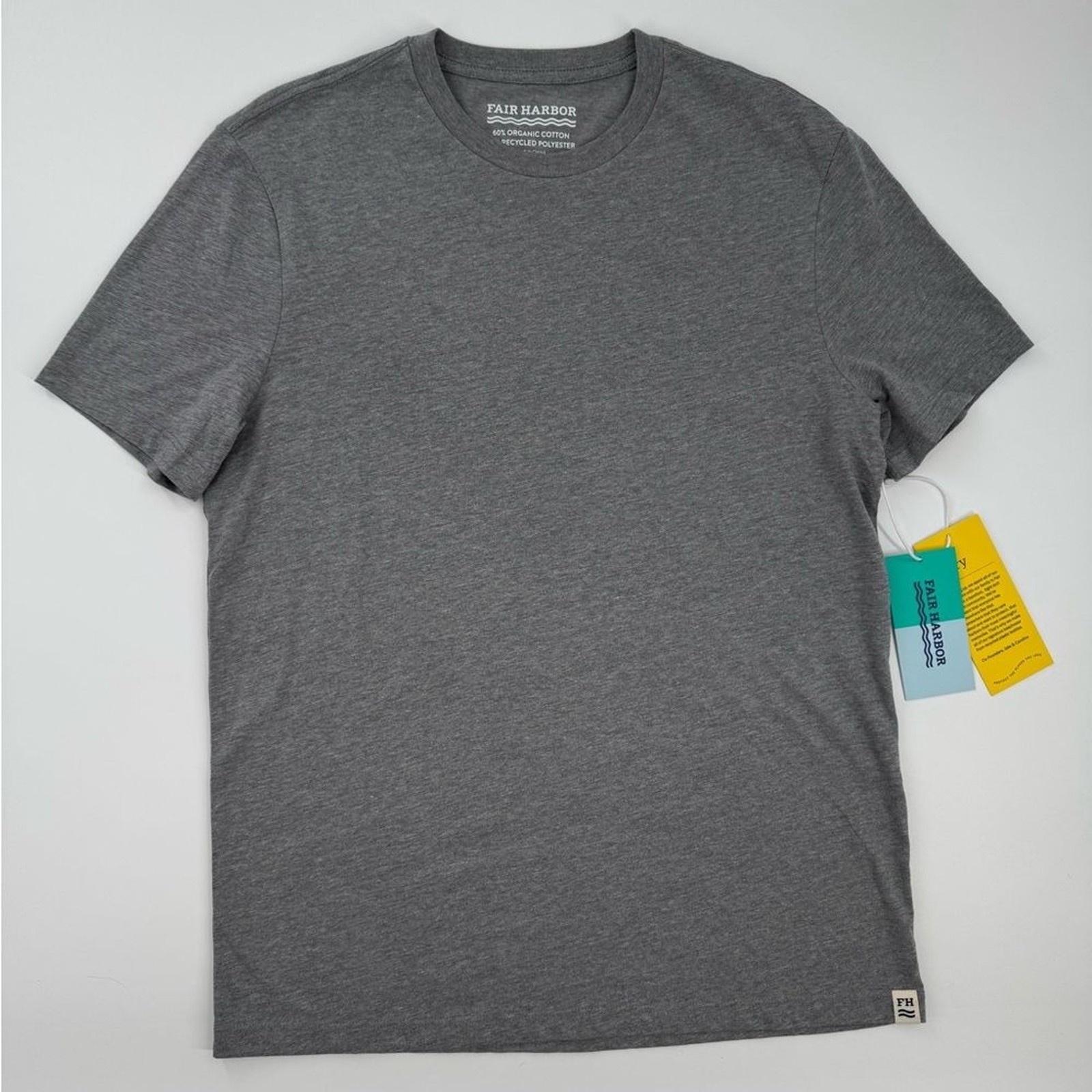 Fair Harbor The Kismet Short Sleeve Tee In Heather Grey Size Small NWT