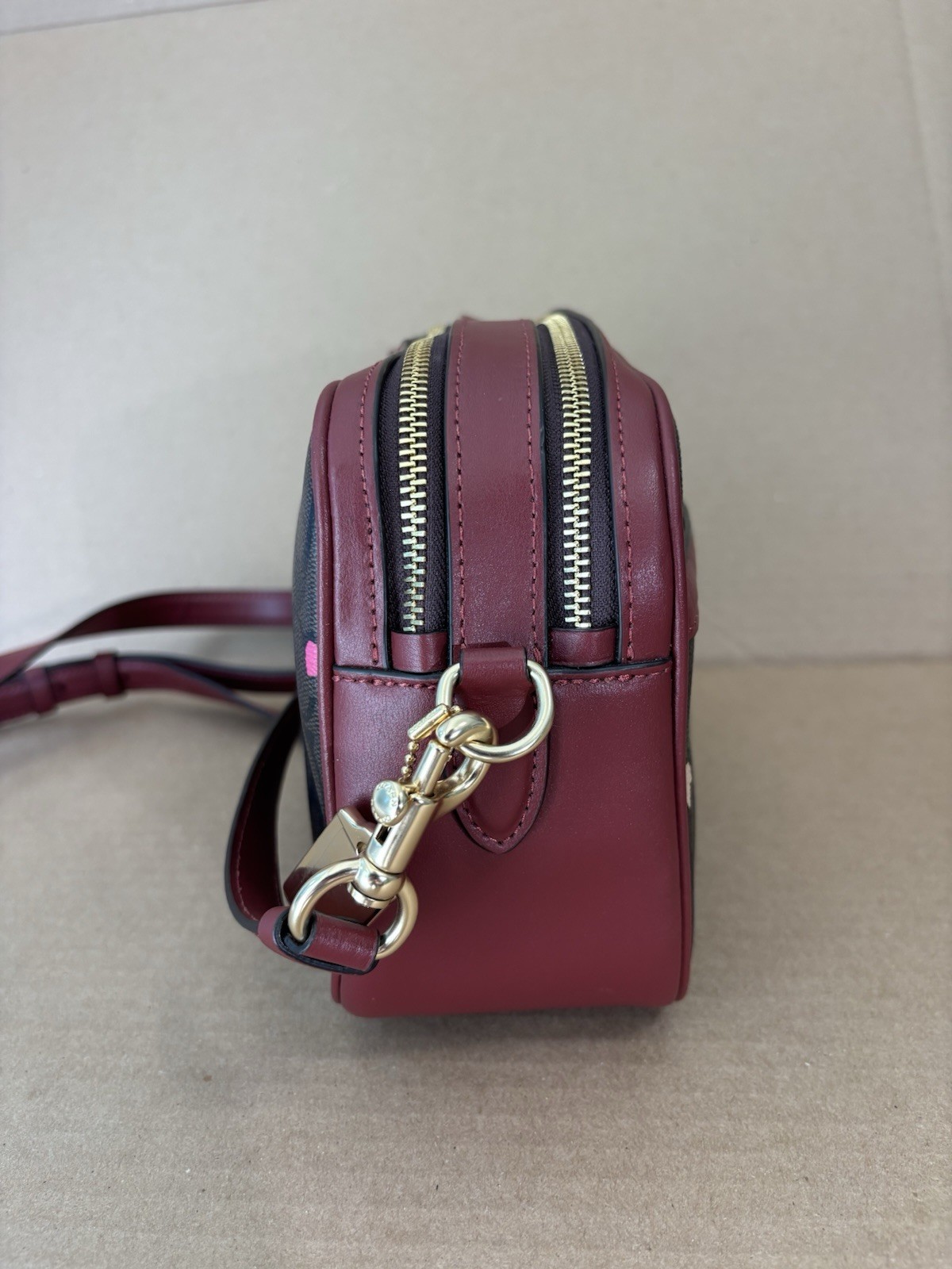 COACH Jess Crossbody In Signature Canvas Heart Petal Print💖🌸