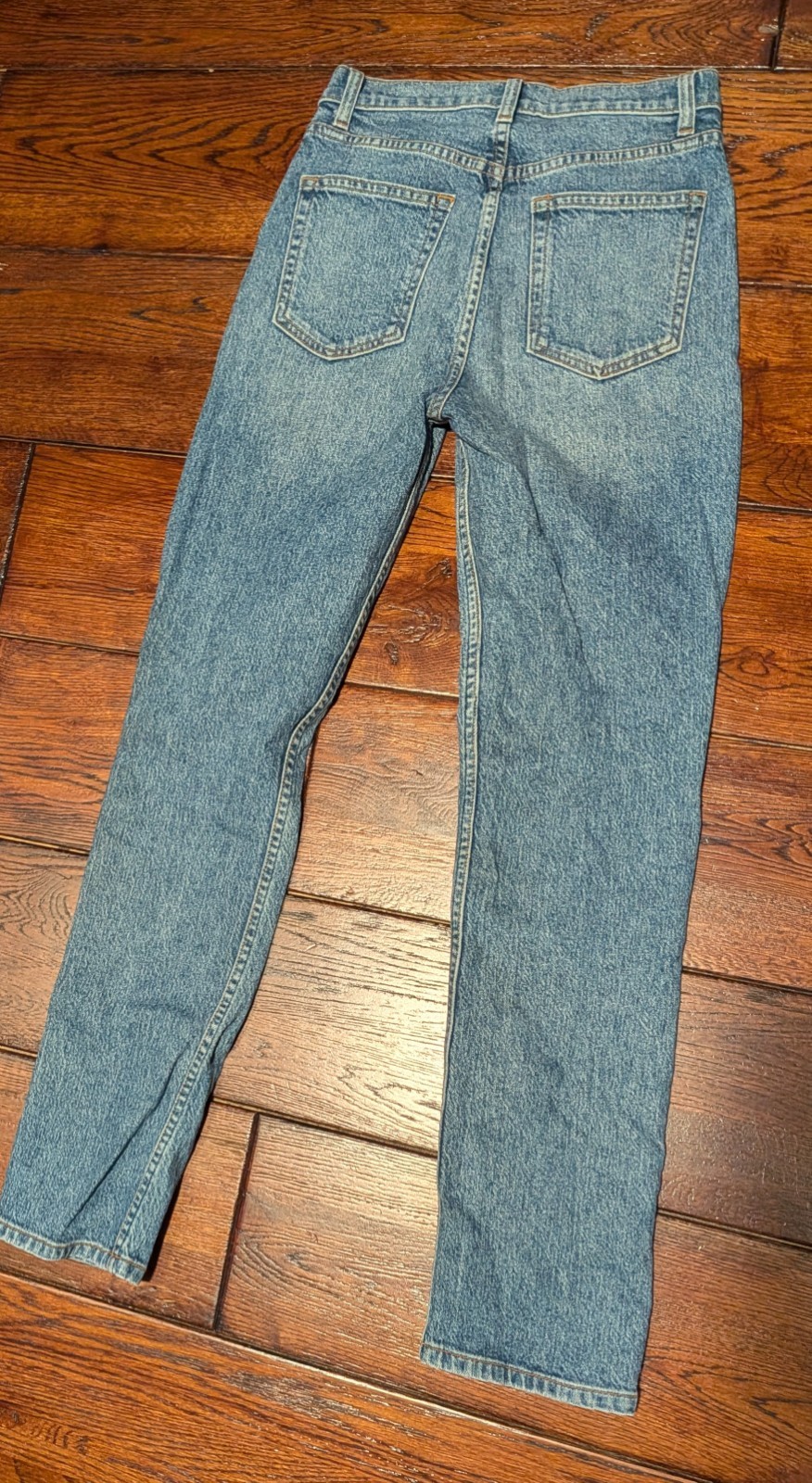 Reformation Women’s Liza High Straight Jean in Palermo Wash – 25(12.75″)x29.5″