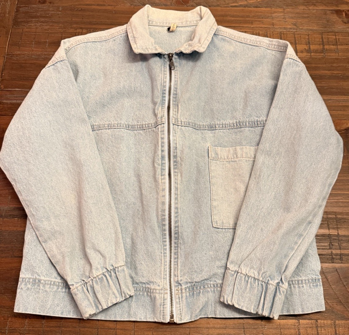 Pacifika Light Wash Denim Jacket Women’s XS Zip Up YKK Zip Front Pocket