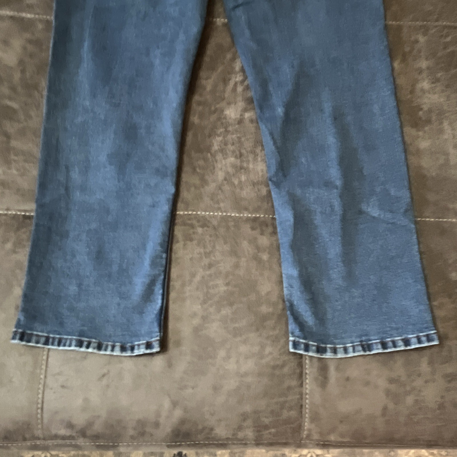The Perfect Jean Men’s Athletic Fit Mid Rise Blue Medium Wash Denim Jeans