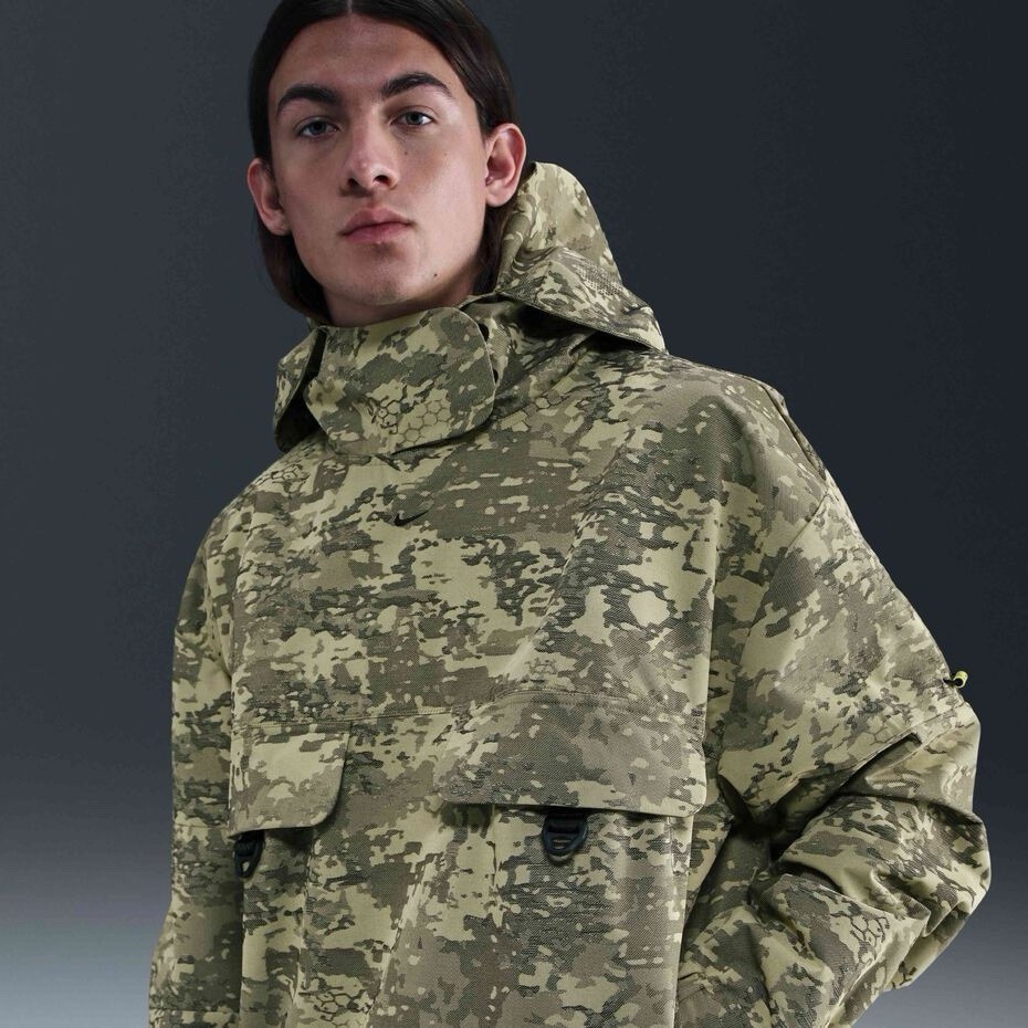 Nike Tech Woven CORDURA Jacket Camo Olive Black Men’s Size Medium IF8494-276