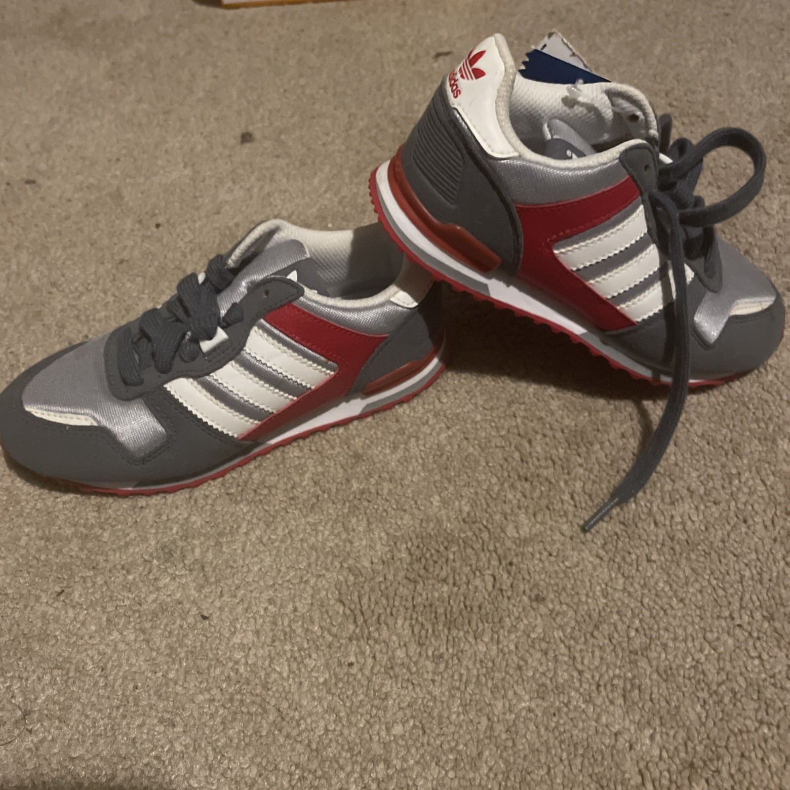 adidas originals ZX 700 HD ‘Grey White Red’ kids shoes