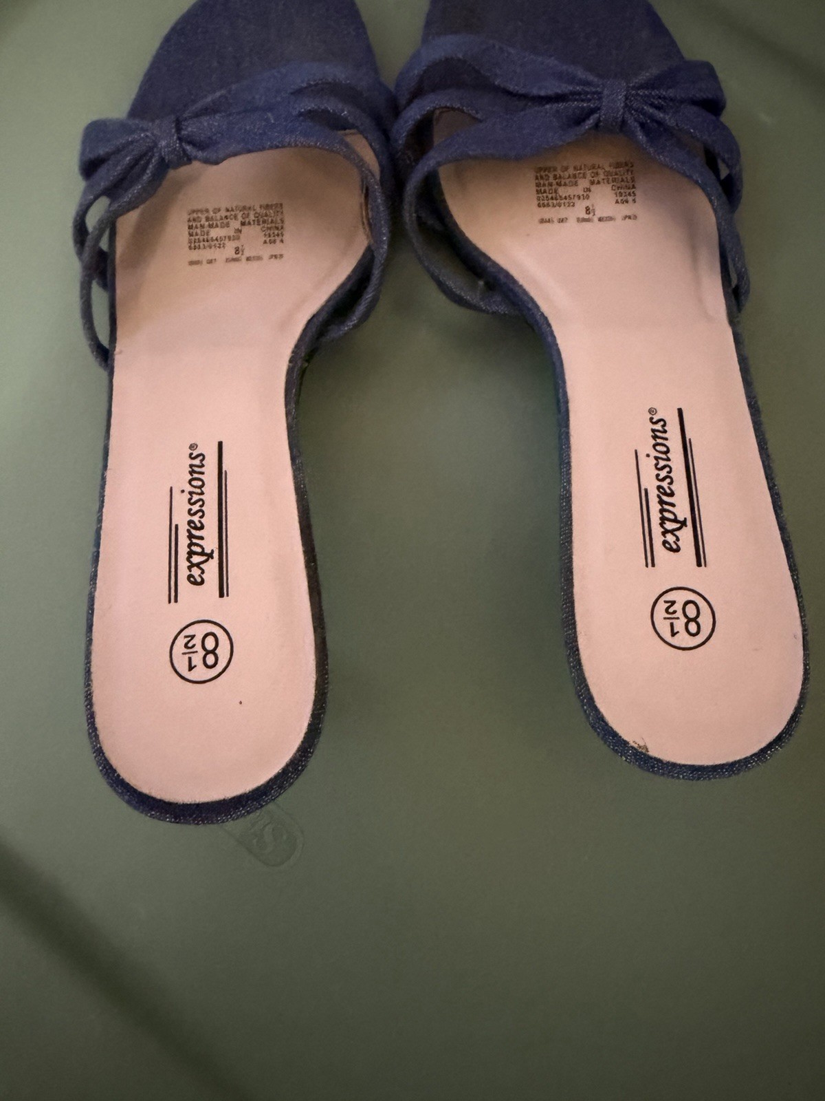 Expressions Women’s Blue Bow Slip-On Comfort Mule Sandals Size 8
