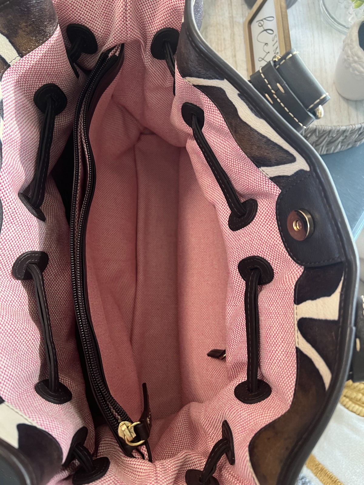 Dooney & Bourke NWT Chiara Medium Satchel | Rare Giraffe Print Collection