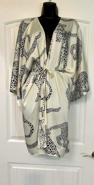 ✨ Cheetah Print Silky Robe