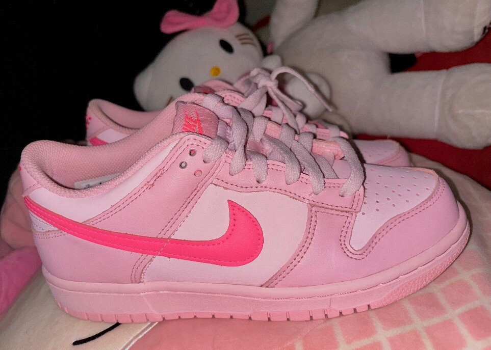 Nike Dunk Low pink