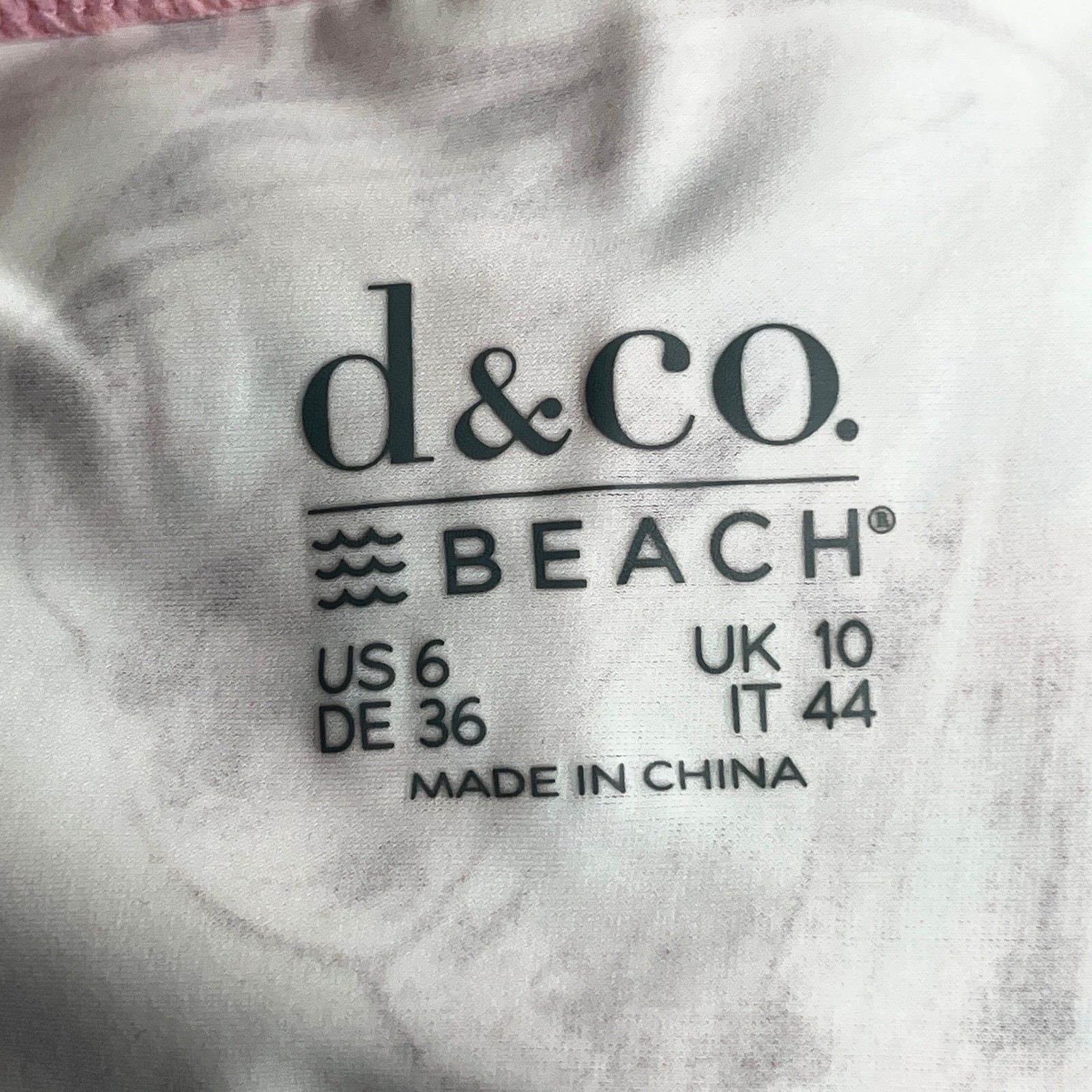D&Co. Beach Pink Seashell Starfish Print Swim Dress One Piece Swimsuit Size 6