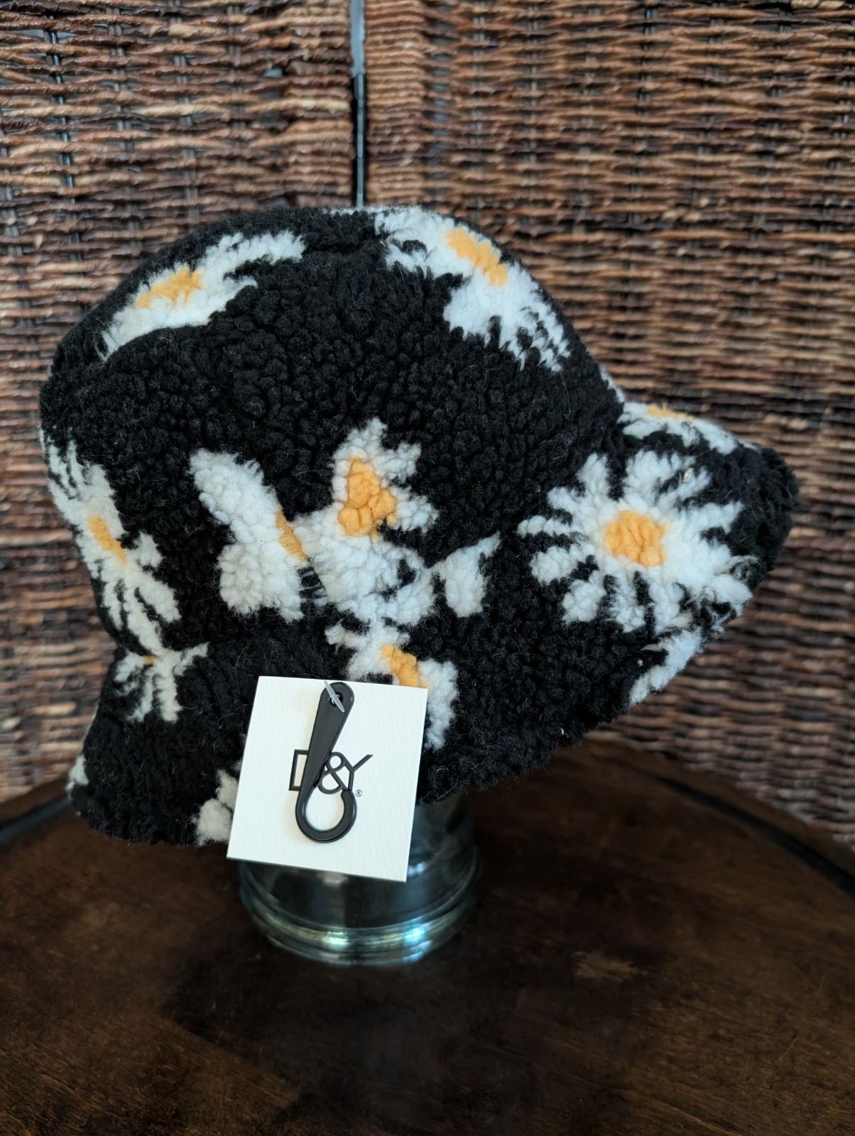 NWT Y2K Sherpa Fleece Daisy Bucket Hat Womens OS Floral 90s Fairy Grunge Hip Hop