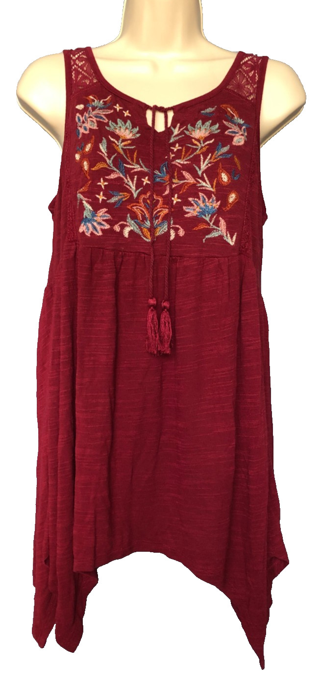 Maurices Size L Burgundy Sleeveless Embroidered Lace Trim Tassel Tie Tank Top