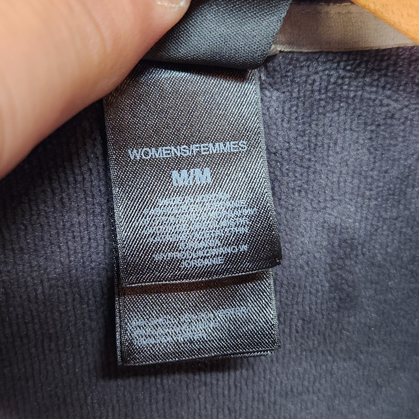 NORTH FACE WOMEN’S M MEDIUM AGAVE JACKET USED WITH FLAWS CHECK DESCRIPTION