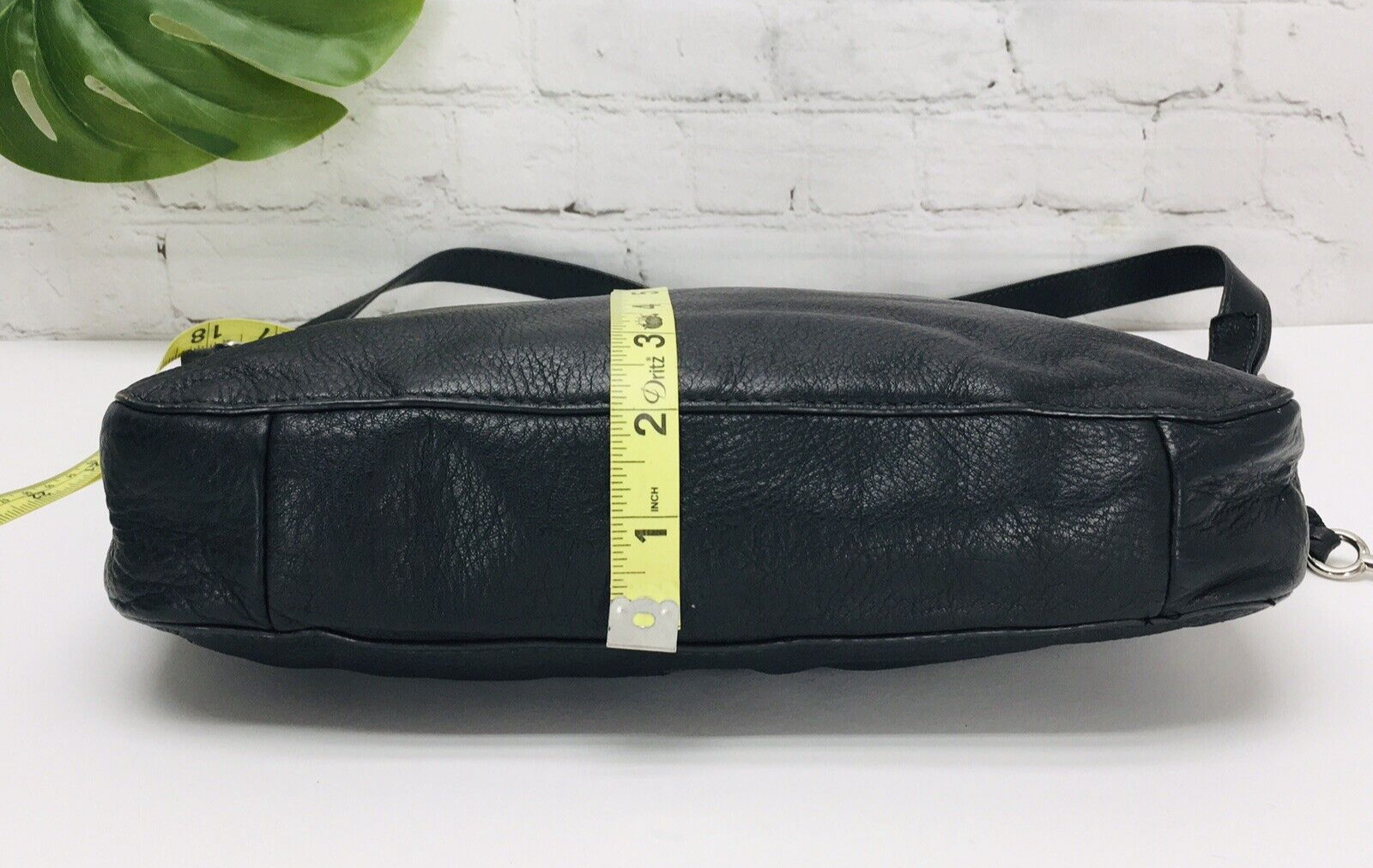 Fossil Shoulder Bag Purse Black Pebble Leather Push Lock Pockets Zip Key