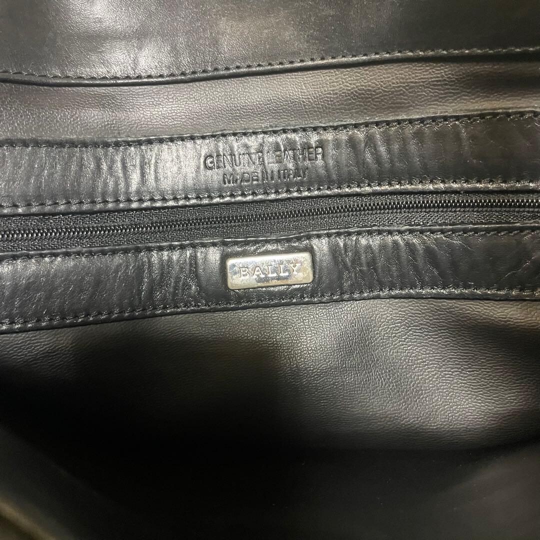 Bally Black Leather Shoulder Bag Women Large Tote Style 15.75 x 12.2 x 5.1 in