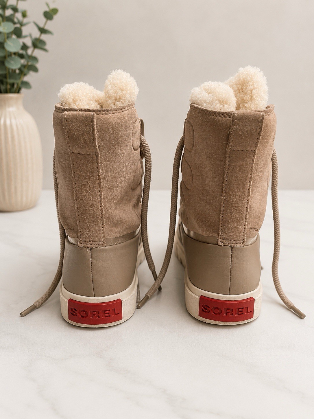 Sorel Women’s Winter Boots Size 7.5 Taupe Faux Shearling Waterproof Lace Up