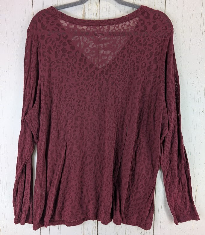 Lane Bryant Size 22/24 Red Cheetah Print V Neck Long Sleeve Womens Top