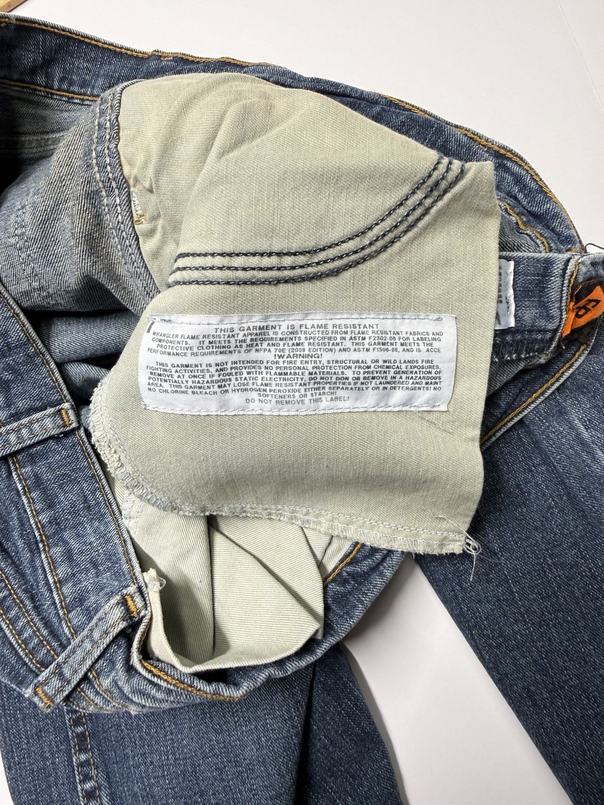 Wrangler Advanced Comfort FR Jeans Men’s Size 38×30 FRAC47D Denim Blue HRC2 2112
