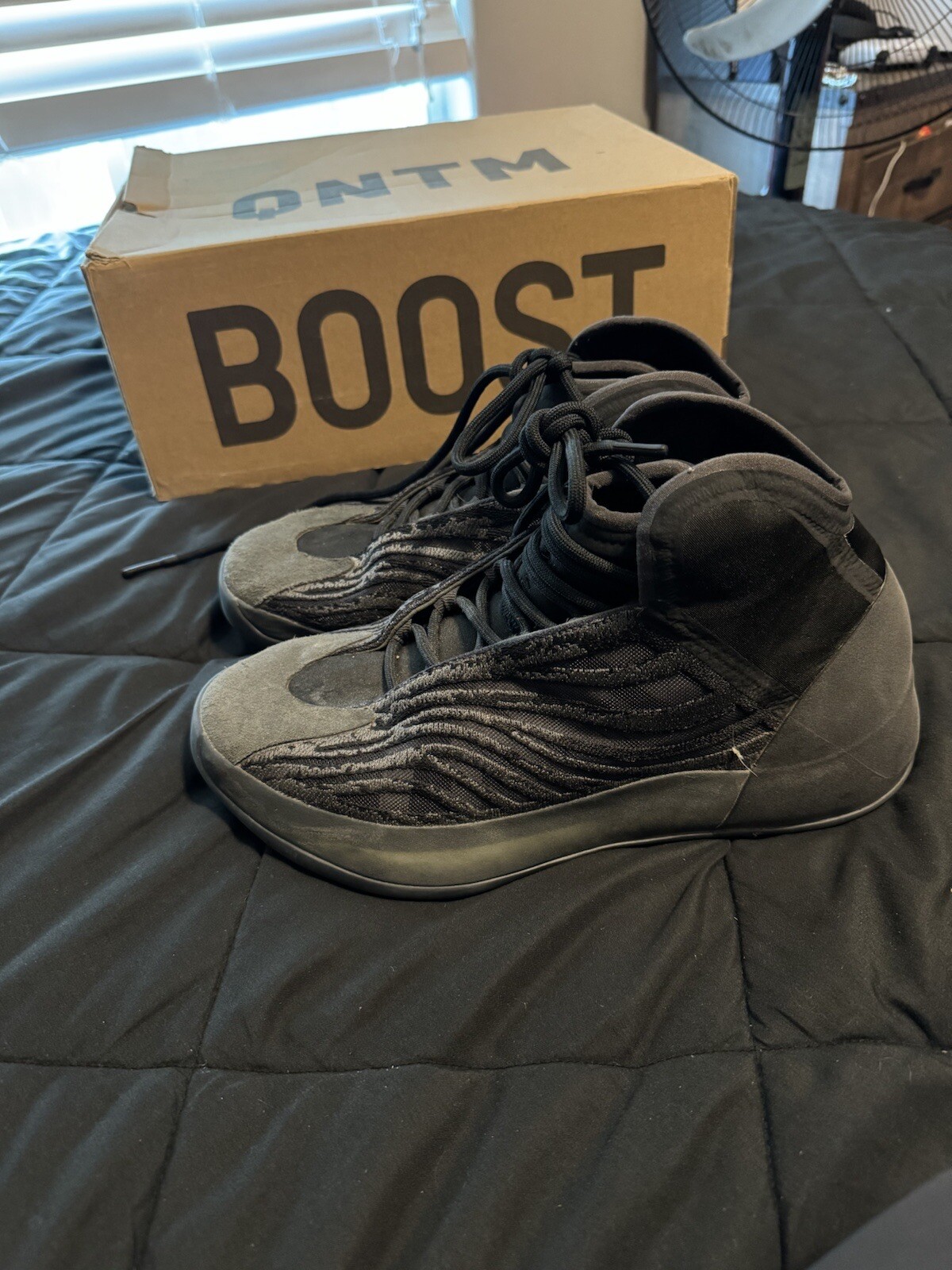 Size 9.5 – adidas Yeezy Quantum Onyx