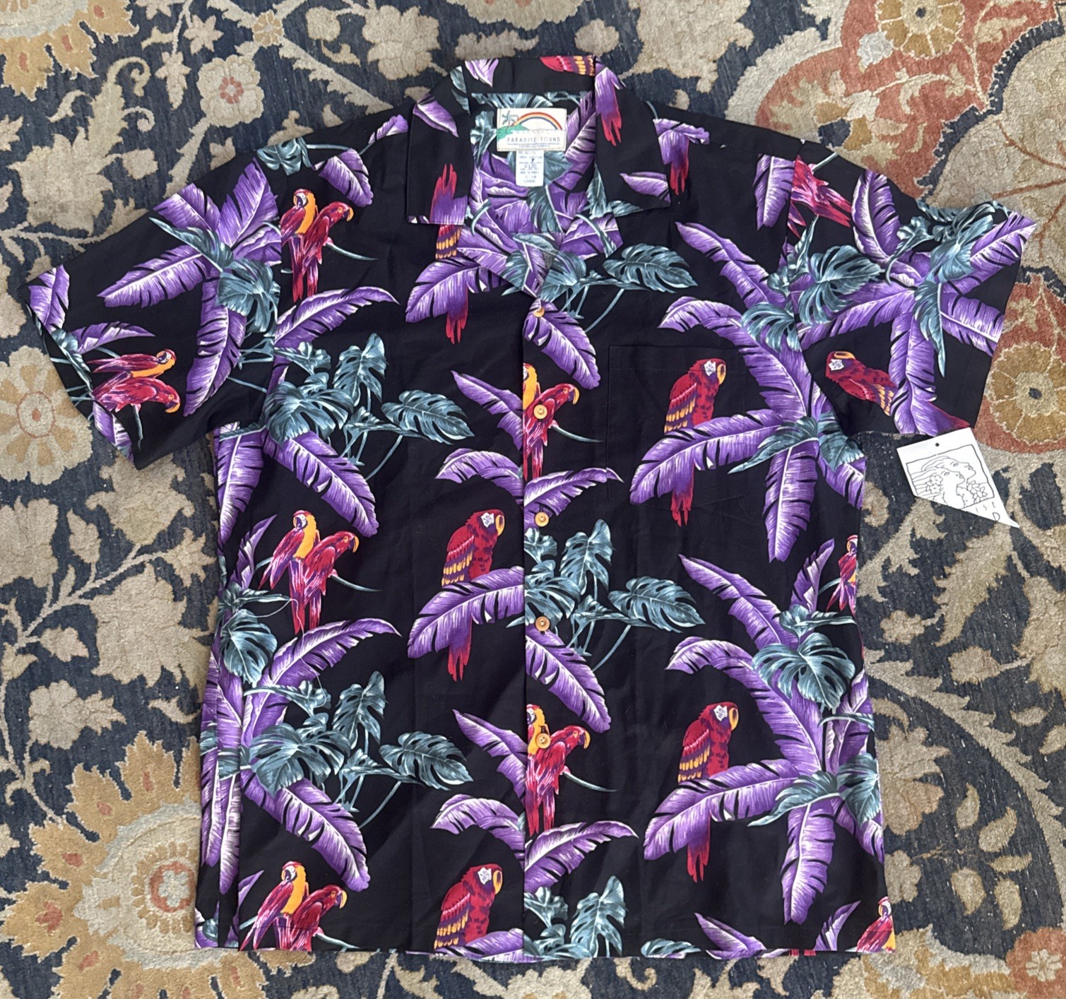 New Paradise Found Magnum PI Parrot Hawaiian Shirt Black Purple Men’s Large