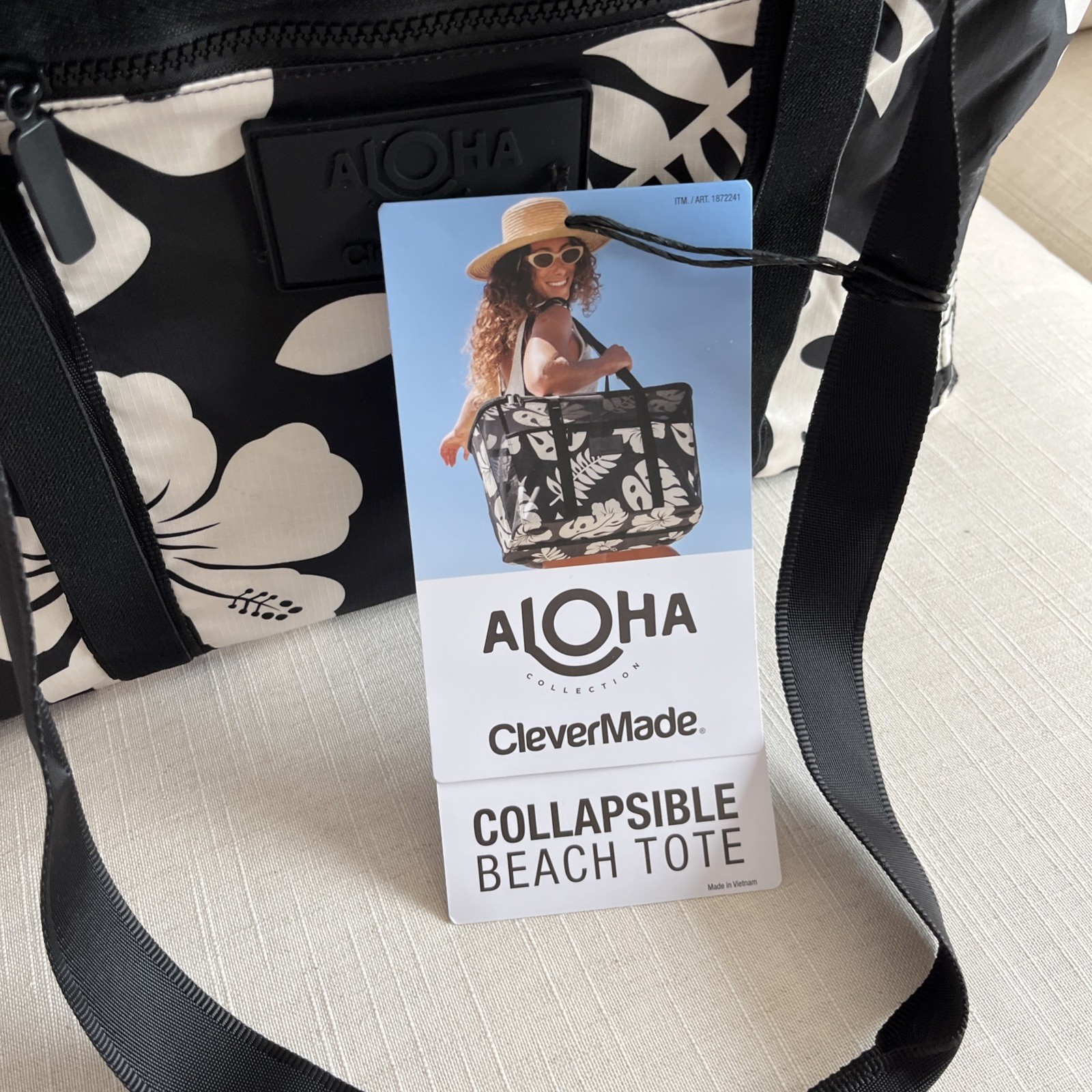 Aloha Collection CleverMade Foldable Mesh Beach Tote Black White Floral Zip NWTS