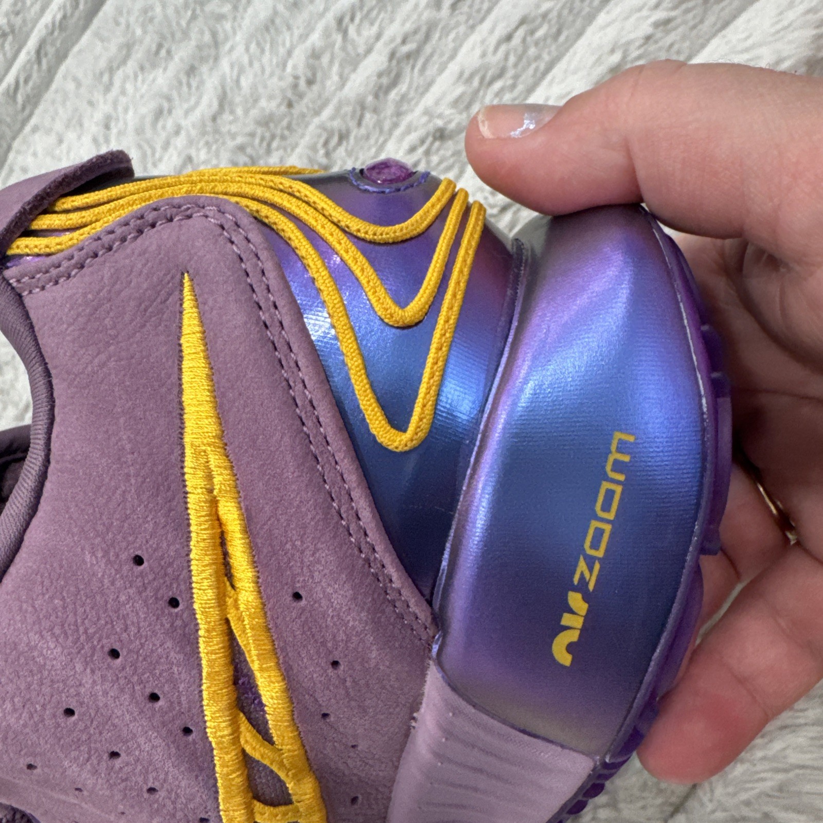 Nike LeBron 21 Mens Size 10 Purple Gold Athletic Basketball Shoes Sneakers