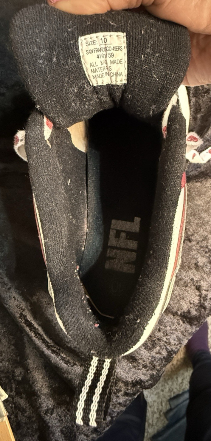 San Francisco Sf 49ers NFL Game Day Shoes Size 10 D Vintage 90’s w/49er Laces!