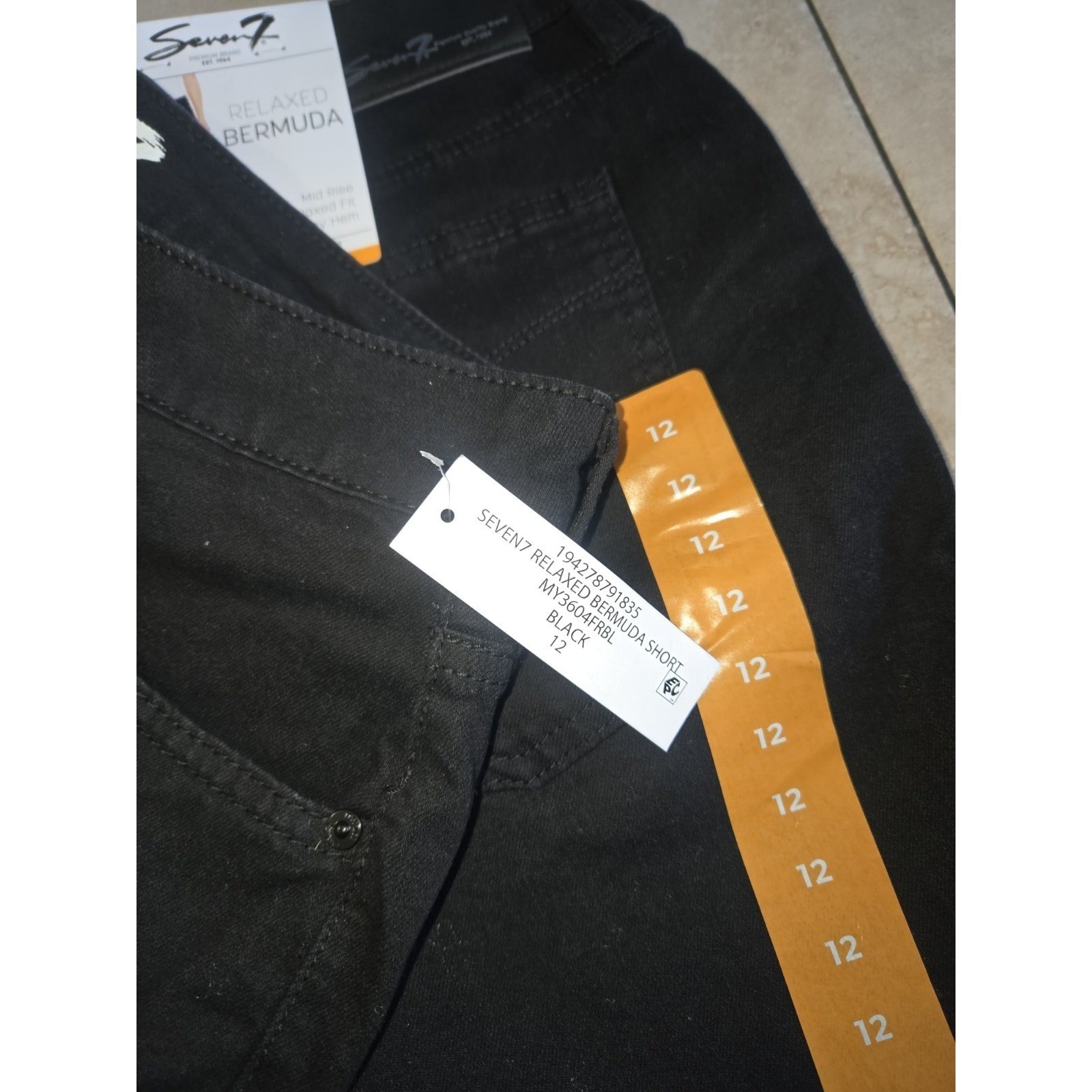 Seven7 Relaxed Bermuda Shorts Black Denim Mid Rise Fray Hem Womens 12 Summer