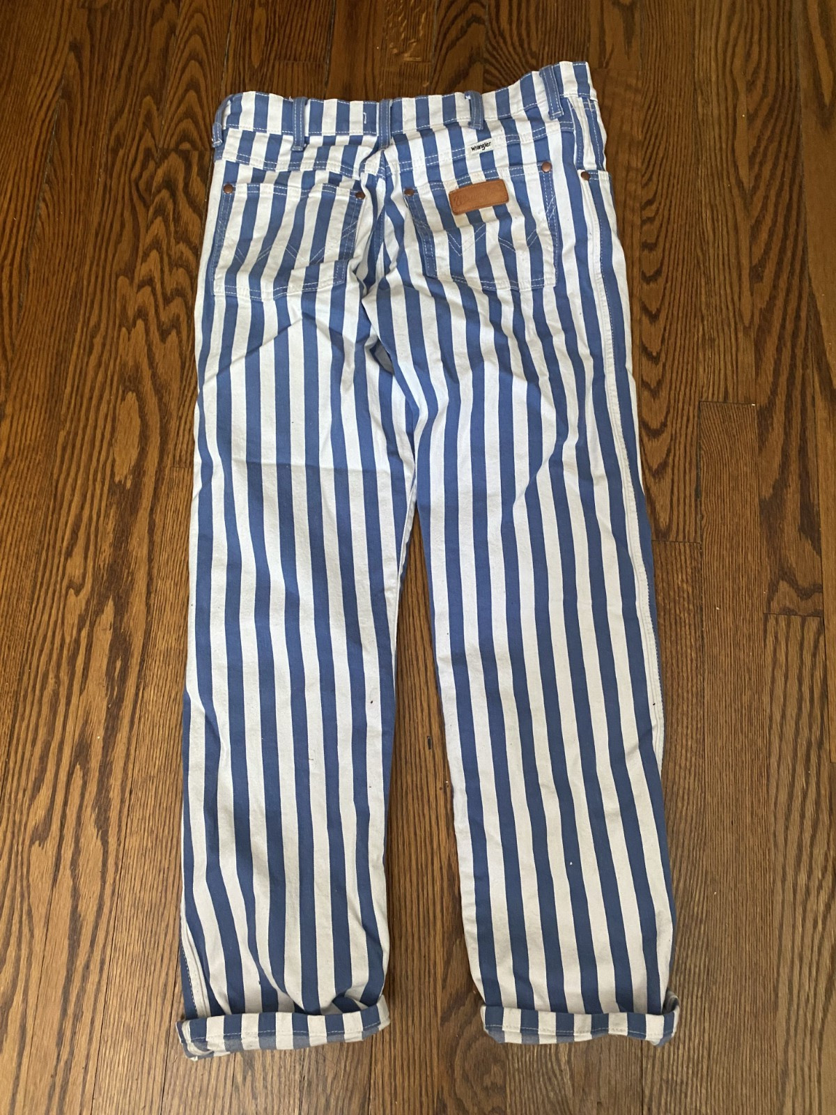 Wrangler Blue and White Striped Straight Jeans Size 28