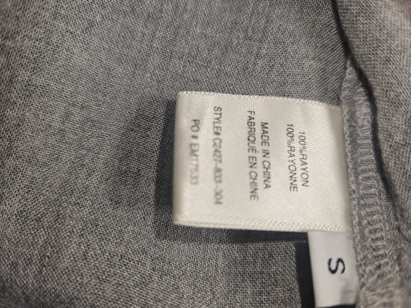 Cloth & Stone Light Gray Frayed Washed Style Long Sleeve Top Size Small