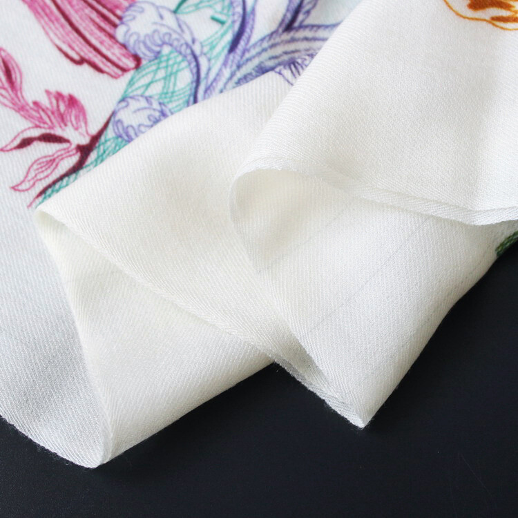 Sallys Cashmere Ring Scarf Wrap Shawl Unicorn Print Thin Soft Delicate 78″ x 39″