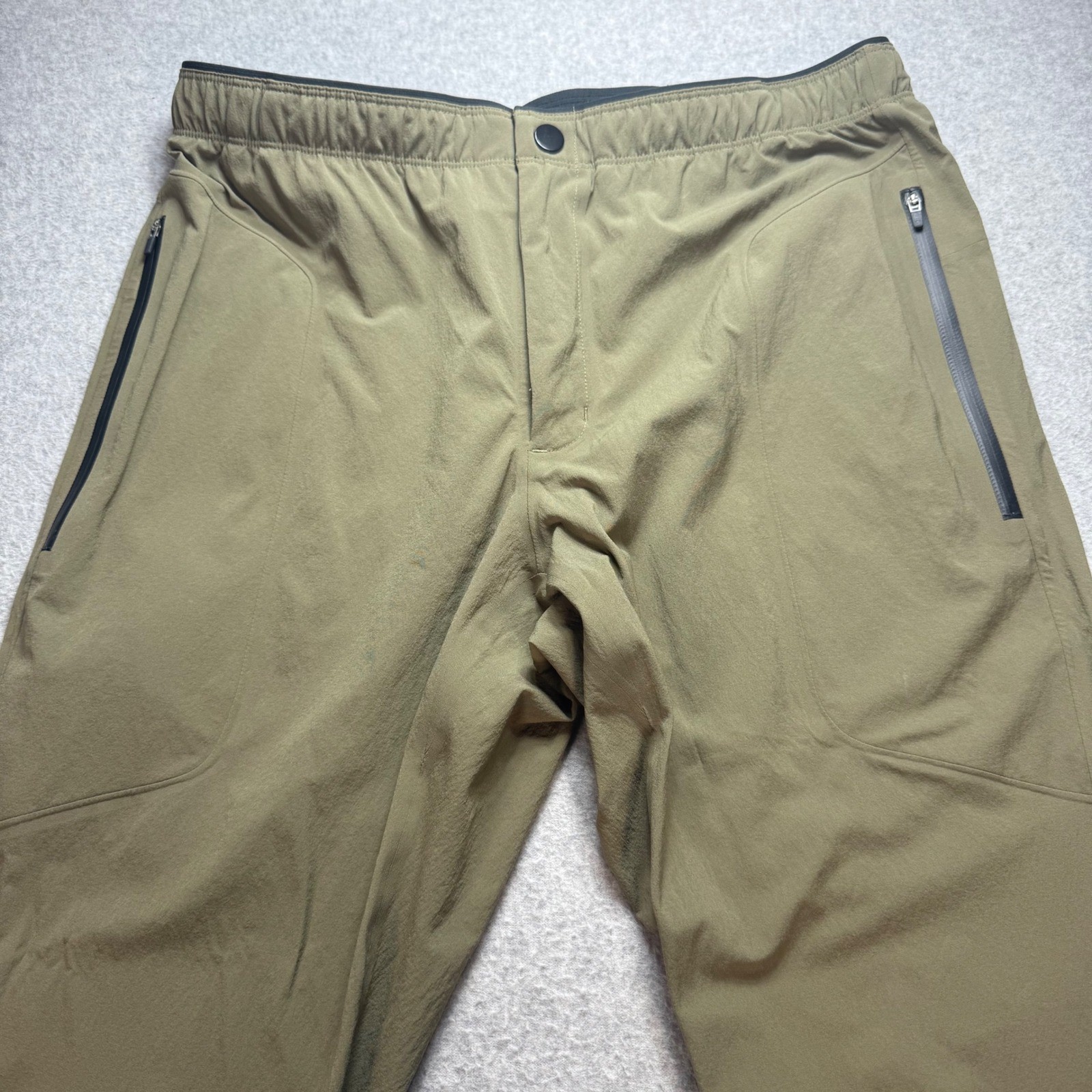 Paskho Mens Travel Hiking Pants Olive Green Stretch Size Medium RN 141719