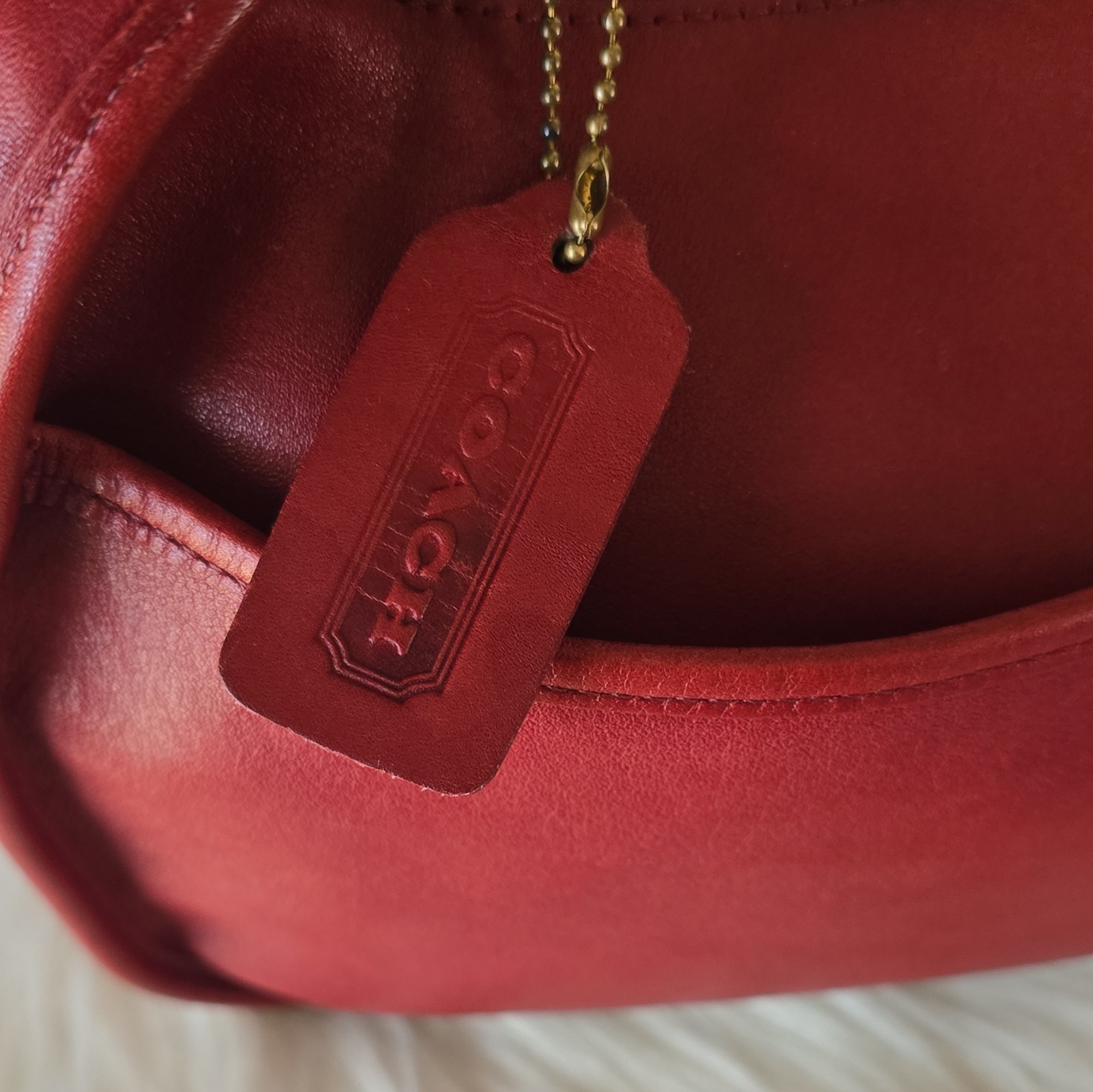 Coach Red Small Crescent Shoulder Bag Turn Lock Gold Hardware Hang Tag