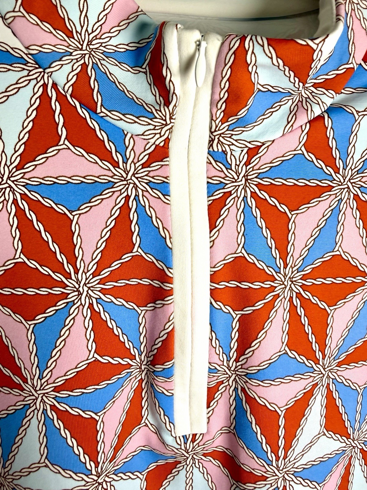 J. McLaughlin Catalina Cloth Pinwheel Geometric Print 1/4 Zip Top Size Medium