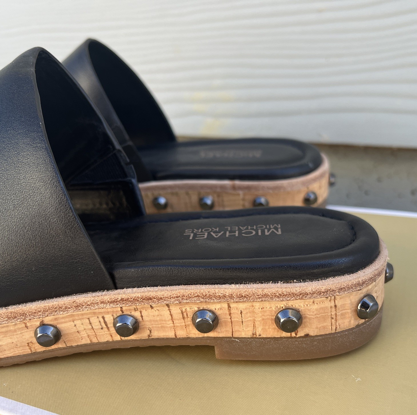 Michael Kors Ellen Slide Sandals Shoes Black Leather Rivets Accent Size 5 M New