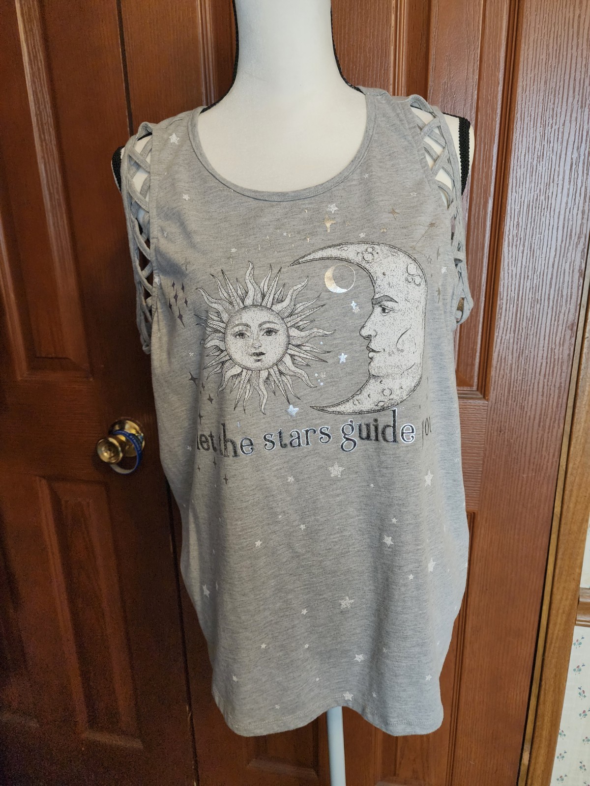 Anneliese size 2x Grey Tank top “Let the stars guide you”