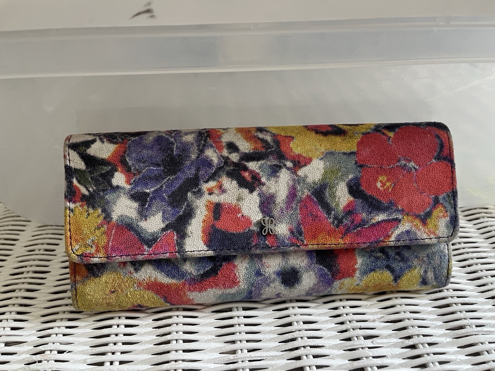 Women’s Multicolor Floral Wallet w/ Zip Pocket, Credit Card Slots & ID Window