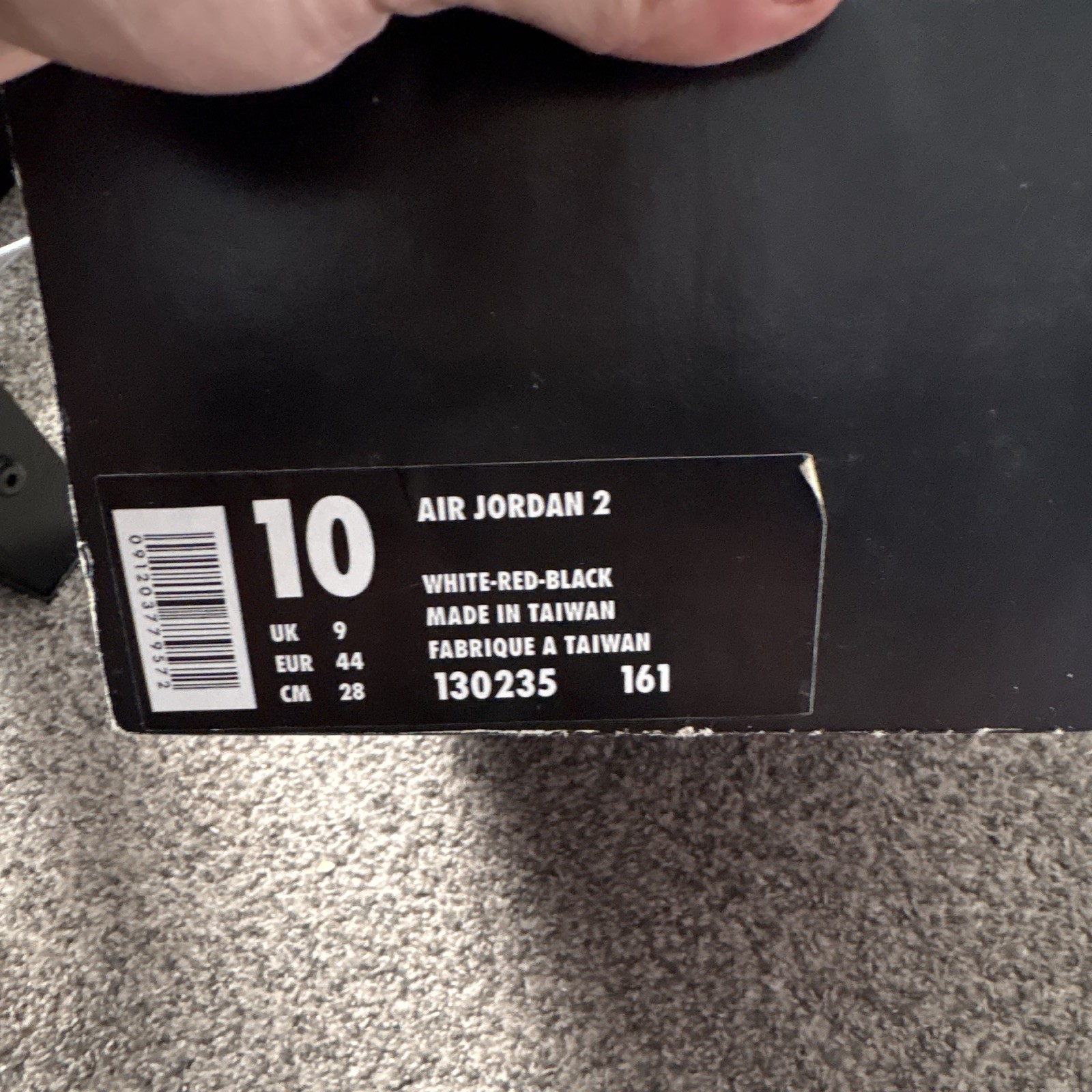 Jordan Retro 2 White Red Black(size10) Destroyed. Og