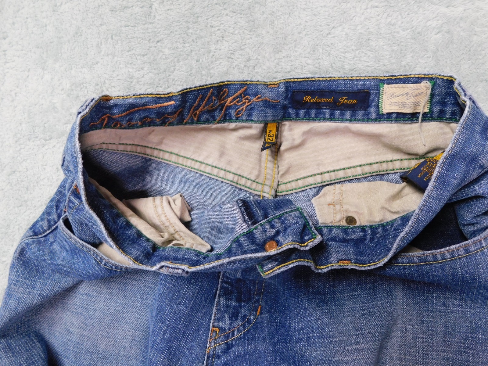 Tommy Hilfiger Men’s Relaxed Jeans Denim Blue Medium Wash Size 32×30*30Wx29L*