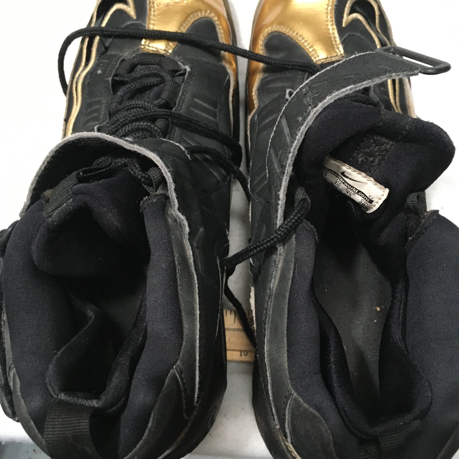Nike Air Griffey Max 1 Size 11 gold 354912-006 date 2013 #24
