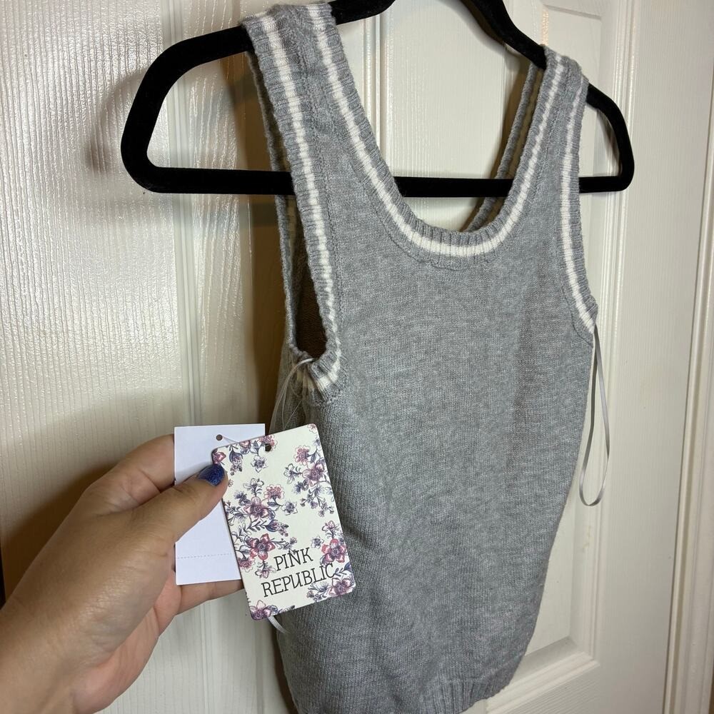 Pink Republic Gray White Sweater Tank Top XS Crop Stripe Preppy Chic Rayon