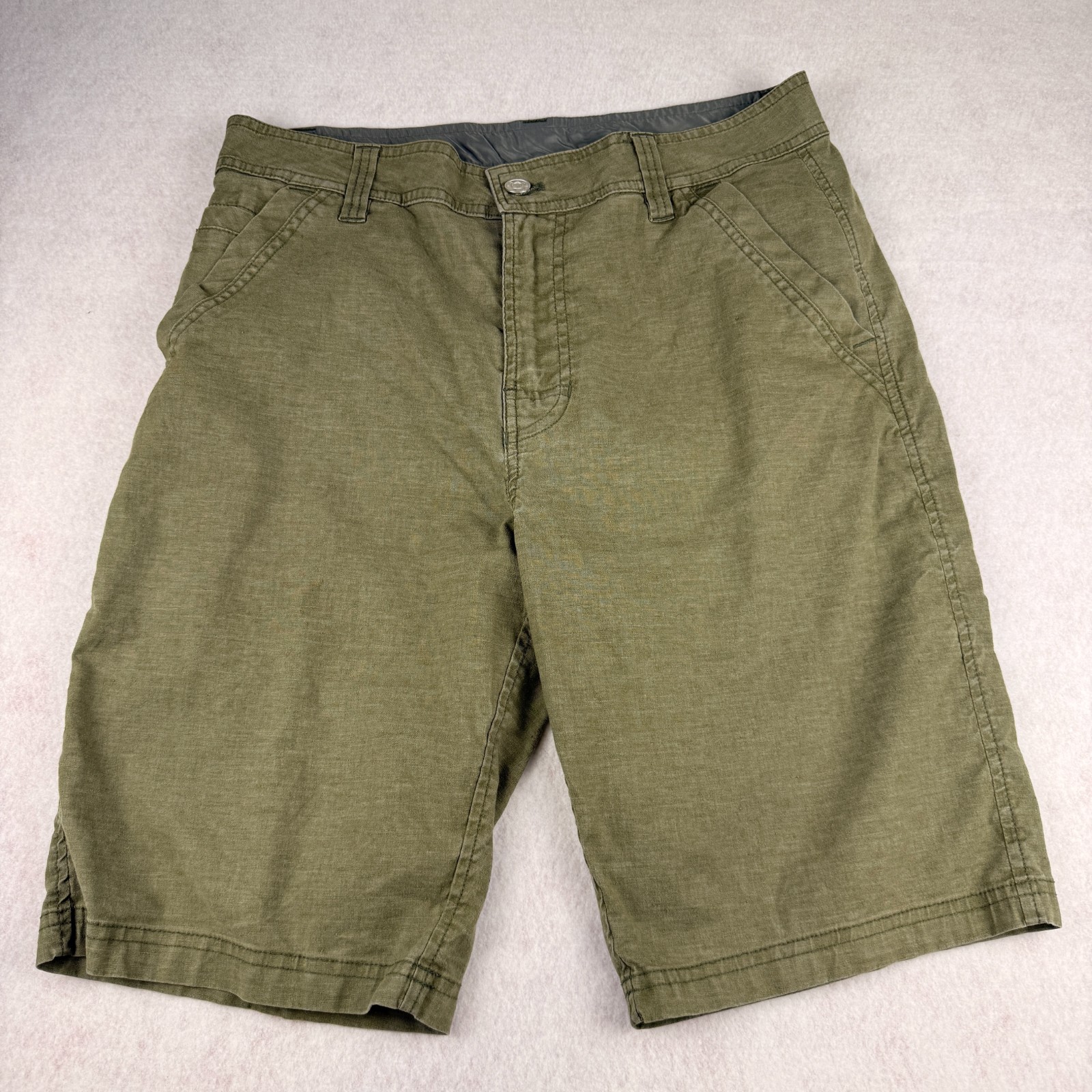 prAna Men’s Green Flat Front Casual Sz 32 Hemp Shorts 10 in Inseam Standard Fit