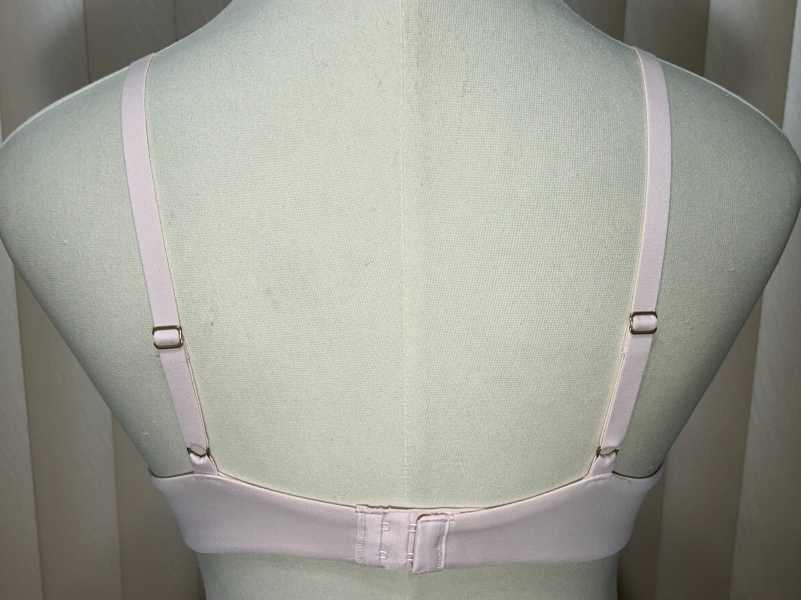 Vanity Fair Underwire T Shirt Bra 38B Breathable Luxe No Poke Wire Pink 75237