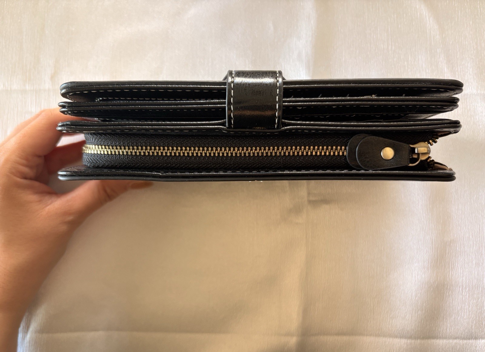 Women’s Black Folding Clutch Wallet, Button Strap & Zip Compartment, Card ID