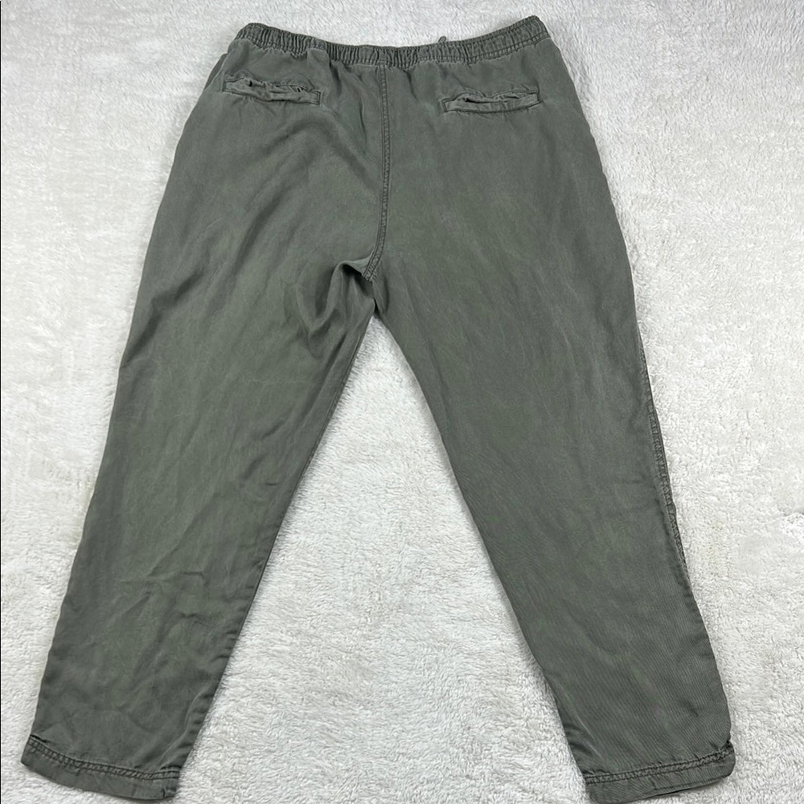 Hilary Radley Women’s Olive Green Drawstring Pants Lightweight Pull On Trousers