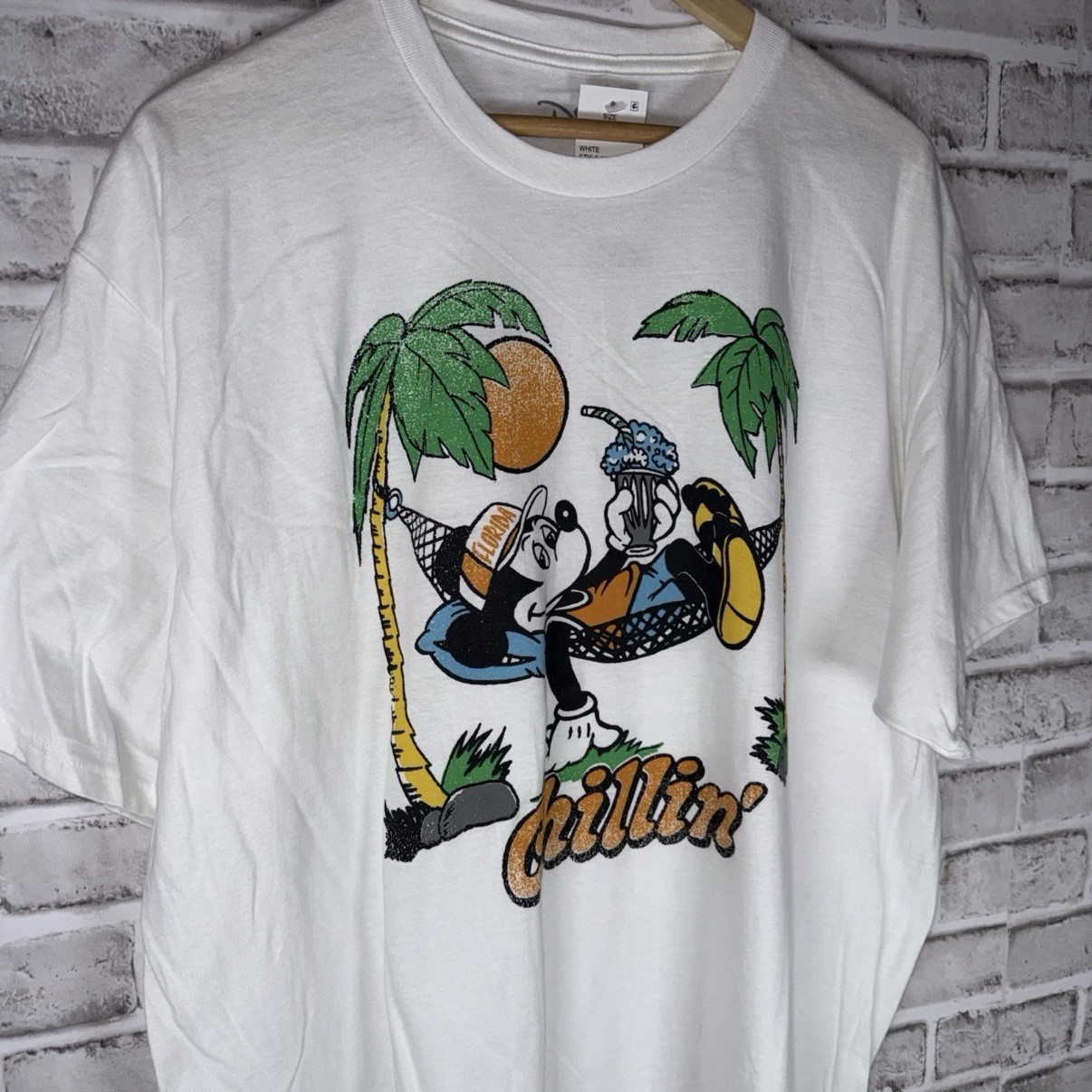 Disney Vintage Mickey Mouse Florida Chillin T Shirt Size XXL 2XL Rare NWT