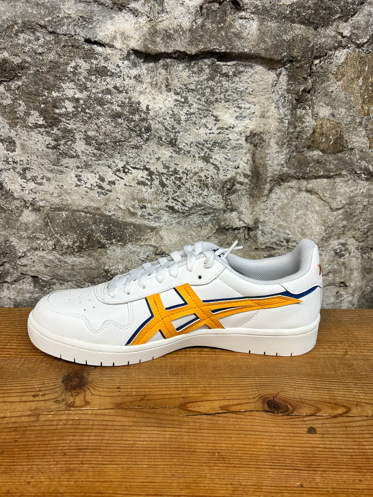 ASICS Japan S 1201A463-100 Mens White/Lake Drive New In Box